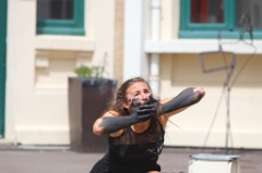 A Taille Humaine & Tu parlais de moi sans me connaitre 28 * 6240 x 4160 * (5.01MB)